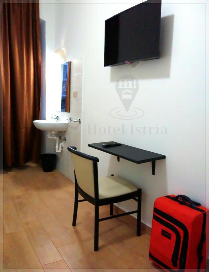 Hotel Istria Триест Экстерьер фото